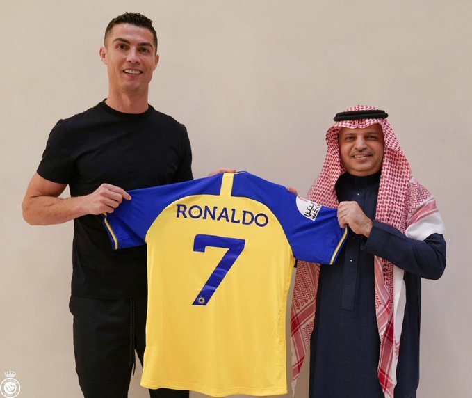 Cristiano Ronaldo Salary Al Nassr